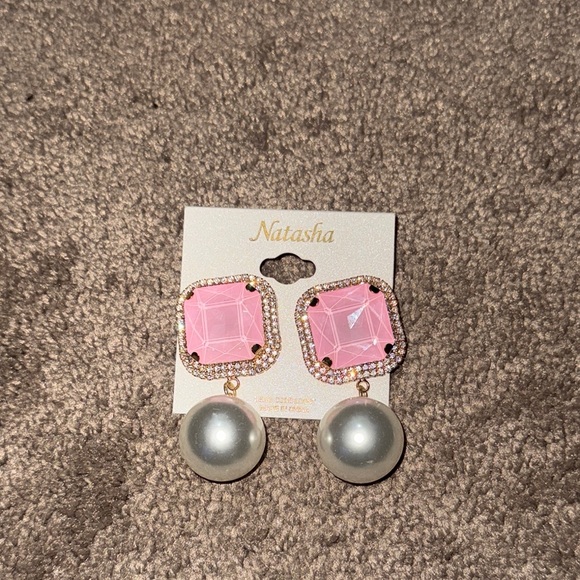 Natasha Oversized Pearl Earrings - Picture 1 of 6